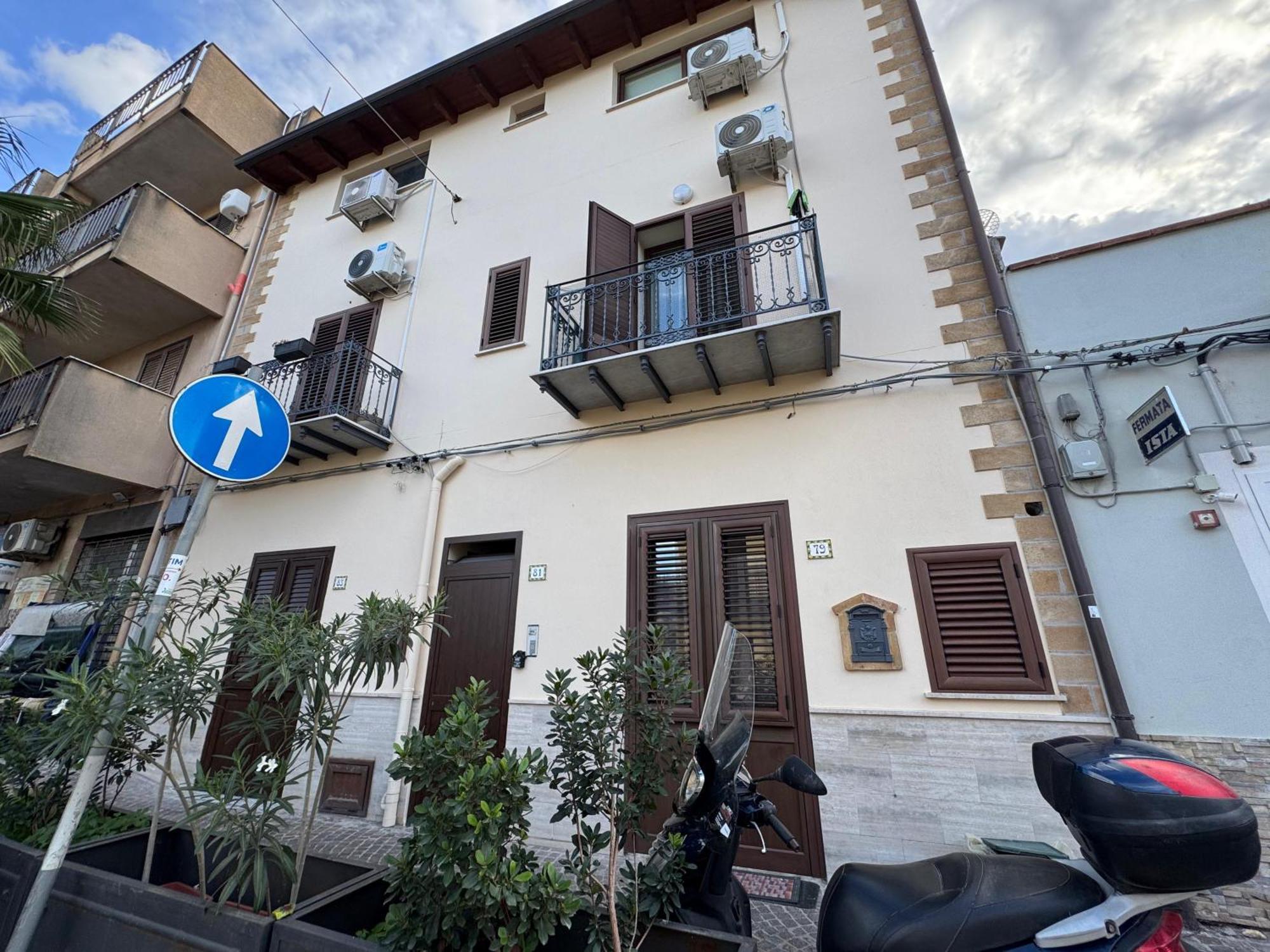 A Casa Di Ste - Vicino Aeroporto Falcone Borsellino Carini Exteriér fotografie